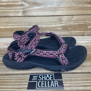 Teva Womens 9 Sandals Adjustable Straps Athletic Hiking Shoes Pink Black